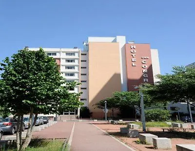 מלון Des Congres