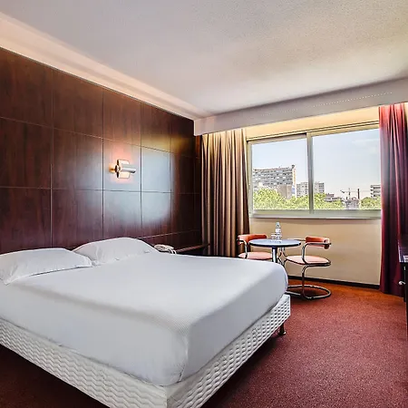 Des Congres Hotel